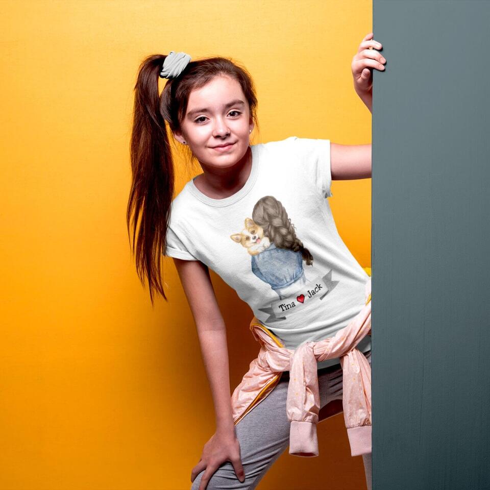 Jugend T-Shirt - Junge/Mädchen mit Hund auf dem Arm - Personalisierbar