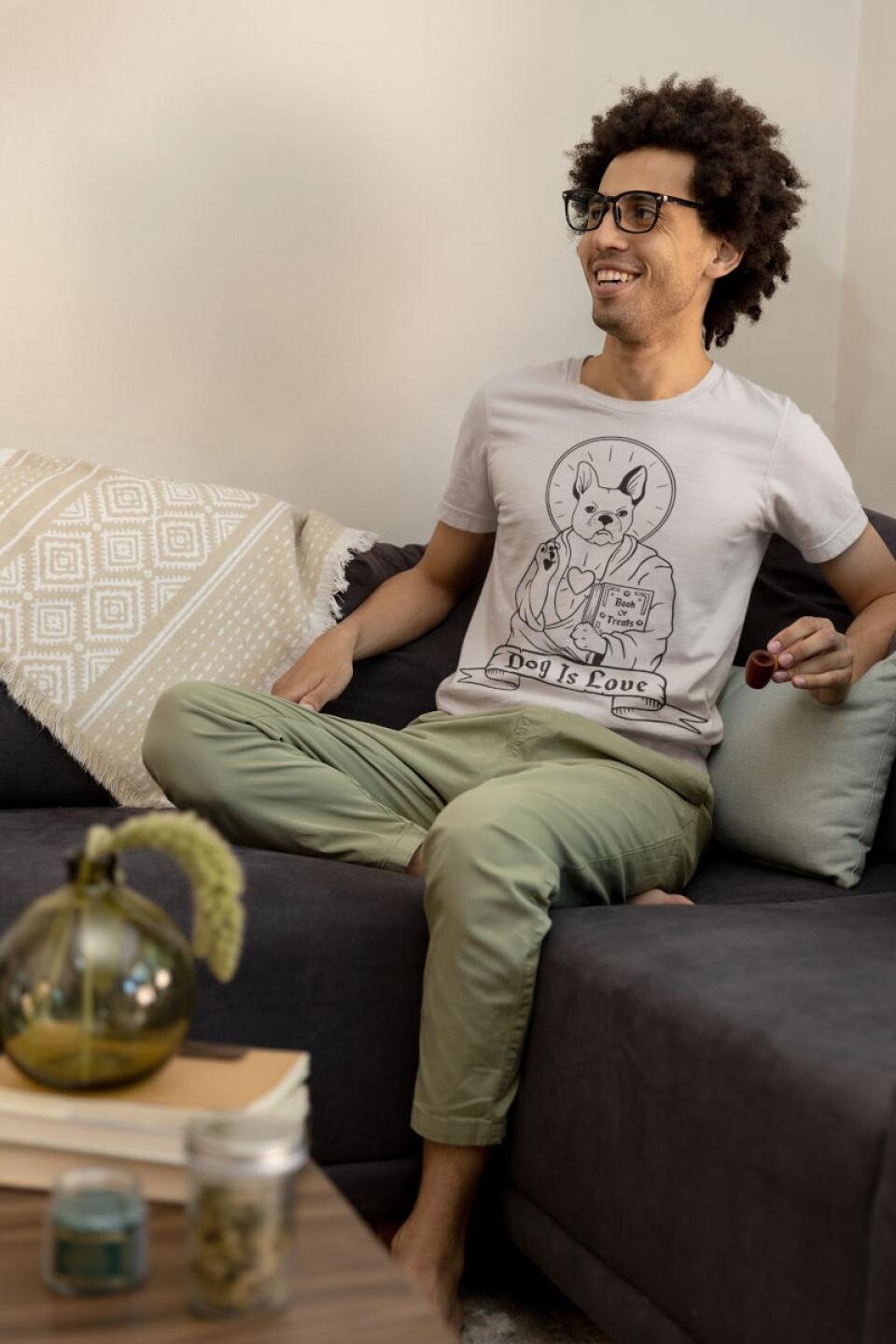 Unisex T-Shirt - DOG is LOVE - Personalisierbar
